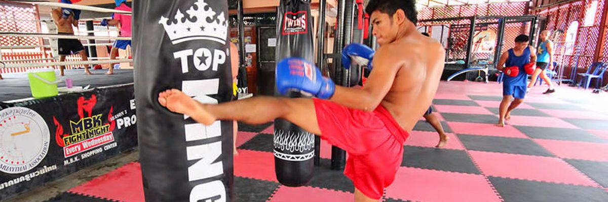 Group Training classes with Thai Boxers